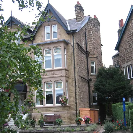 Shelbourne House Bed & Breakfast