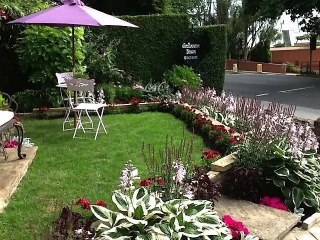 Shelbourne House 4* Harrogate