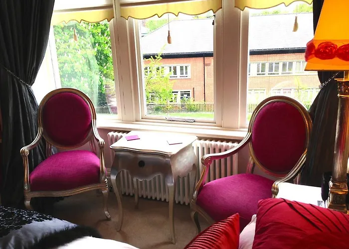 Shelbourne House Oda ve Kahvaltı 4*