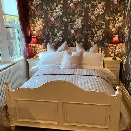 Shelbourne House Panzió Harrogate