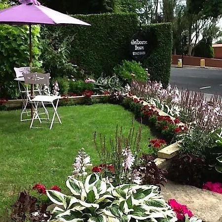 Shelbourne House 4* Harrogate