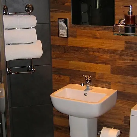 Panzió Shelbourne House 4*