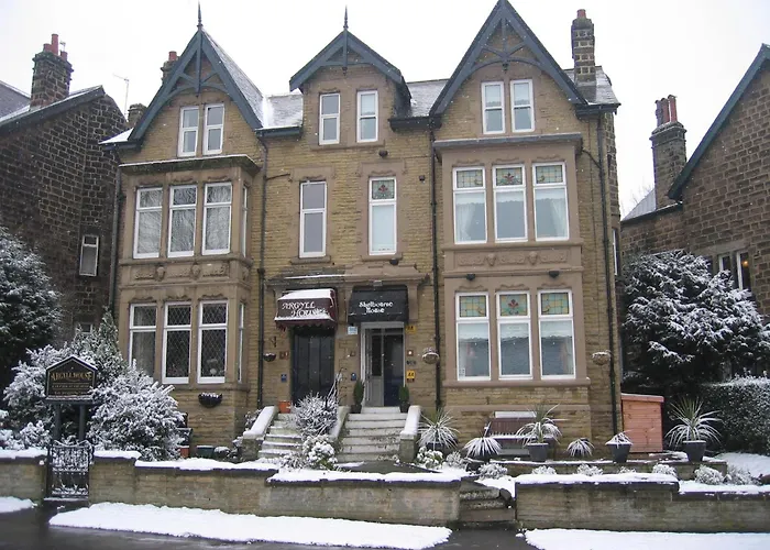 Shelbourne House Bed & Breakfast