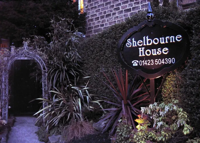 Shelbourne House Bed & Breakfast 4*