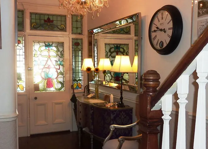 Bed & Breakfast Shelbourne House